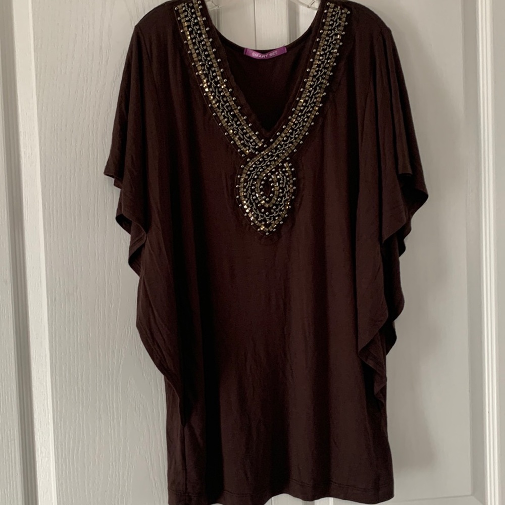 Smart Set design dressy brown top.